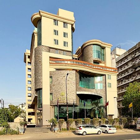 Vesta International Hotel Jaipur Exterior photo